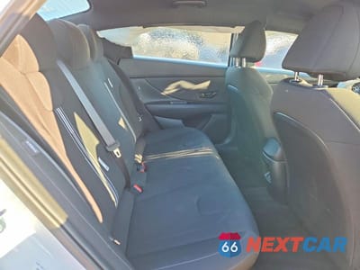 Zdjęcie 10 z 12 samochodu: 2025 HYUNDAI ELANTRA SEL SPORT VIN:KMHLM4DG7SU915290 - miniatura
