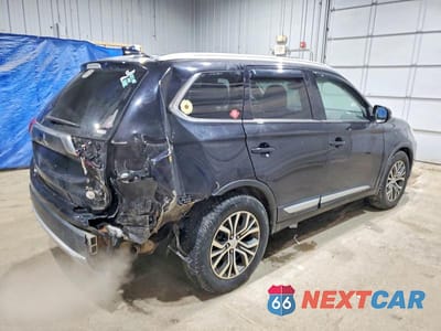 Trzecie zdjęcie samochodu z tyłu: 2017 MITSUBISHI OUTLANDER SE VIN:JA4AZ3A37HZ003502 - miniatura