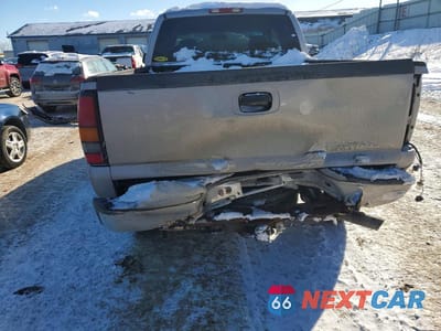 Zdjęcie 6 z 12 samochodu: 2006 GMC SIERRA K2500 HEAVY DUTY VIN:1GTHK29U16E134431 - miniatura