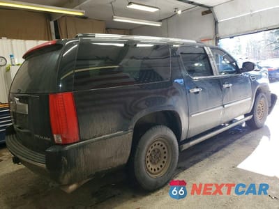 Trzecie zdjęcie samochodu z tyłu: 2008 CADILLAC ESCALADE ESV VIN:1GYFK46868R228501 - miniatura
