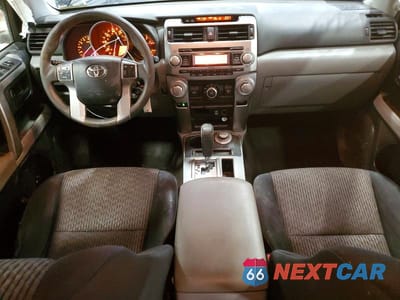 Zdjęcie 8 z 12 samochodu: 2013 TOYOTA 4RUNNER SR5 VIN:JTEBU5JR6D5124365 - miniatura