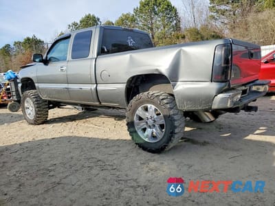 Drugie zdjęcie samochodu z przodu: 2000 GMC NEW SIERRA K1500 VIN:1GTEK19TXYZ266006 - miniatura