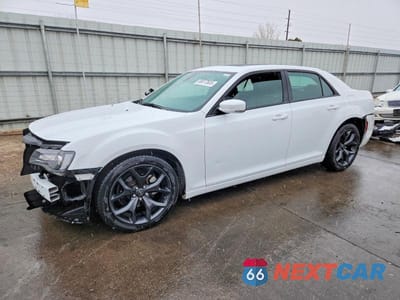 2023 CHRYSLER 300 S 2C3CCABG2PH537807 - główne zdjęcie licytacji z USA - miniatura