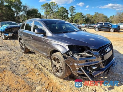 Czwarte zdjęcie samochodu z boku: 2015 AUDI Q7 PRESTIGE VIN:WA1DGAFE8FD001656 - miniatura