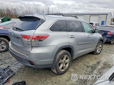 Trzecie zdjęcie samochodu z tyłu: 2015 TOYOTA HIGHLANDER HYBRID LIMITED VIN:5TDDCRFH8FS008976 - miniatura