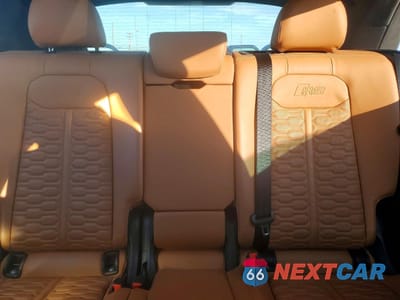 Zdjęcie 10 z 14 samochodu: 2022 AUDI RS Q8 VIN:WU1ARBF11ND010576 - miniatura