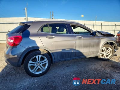 Trzecie zdjęcie samochodu z tyłu: 2018 MERCEDES-BENZ GLA 250 4MATIC VIN:WDCTG4GB4JJ500482 - miniatura