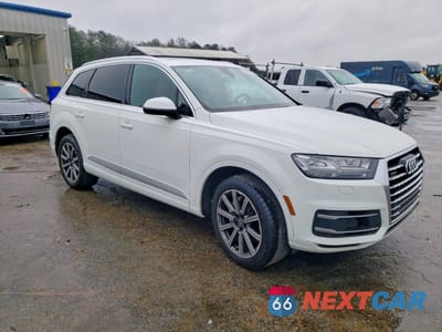 Czwarte zdjęcie samochodu z boku: 2018 AUDI Q7 PRESTIGE VIN:WA1VAAF75JD002294 - miniatura