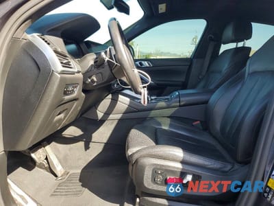 Zdjęcie 7 z 12 samochodu: 2021 BMW X6 M50I VIN:5UXCY8C09M9E39040 - miniatura