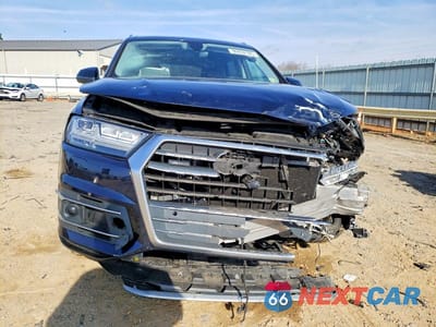 Piąte zdjęcie samochodu w środku: 2018 AUDI Q7 VIN:WA1LHAF75JD010849 - miniatura