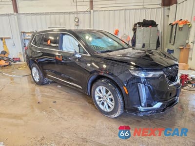 Czwarte zdjęcie samochodu z boku: 2025 CADILLAC XT6 LUXURY VIN:1GYKPBR42SZ138881 - miniatura
