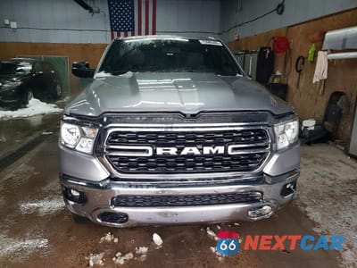 Piąte zdjęcie samochodu w środku: 2022 RAM 1500 BIG HORN VIN:1C6SRFFT4NN385034 - miniatura