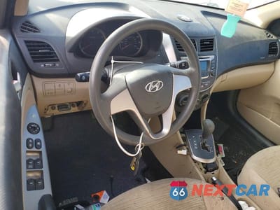 Zdjęcie 8 z 13 samochodu: 2017 HYUNDAI ACCENT SE VIN:KMHCT4AE1HU272157 - miniatura