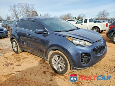 Czwarte zdjęcie samochodu z boku: 2019 KIA SPORTAGE LX VIN:KNDPMCAC4K7625265 - miniatura