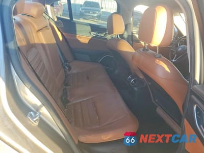 Zdjęcie 10 z 11 samochodu: 2018 ALFA ROMEO GIULIA TI VIN:ZARFAECN4J7565376 - miniatura