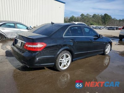 Trzecie zdjęcie samochodu z tyłu: 2012 MERCEDES-BENZ E 350 VIN:WDDHF5KB7CA567792 - miniatura