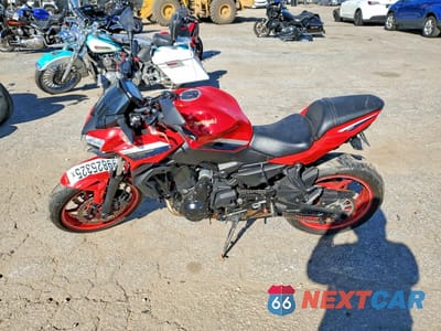 Trzecie zdjęcie samochodu z tyłu: 2022 KAWASAKI ER650 K VIN:ML5EREK10NDA67886 - miniatura
