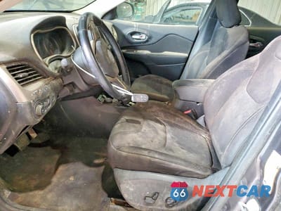 Zdjęcie 7 z 13 samochodu: 2016 JEEP CHEROKEE LATITUDE VIN:1C4PJMCB7GW289093 - miniatura
