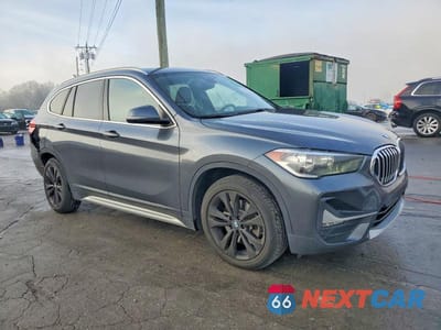 Czwarte zdjęcie samochodu z boku: 2020 BMW X1 SDRIVE28I VIN:WBXJG7C00L5P23216 - miniatura