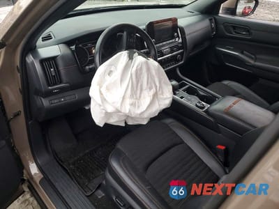 Zdjęcie 8 z 13 samochodu: 2024 NISSAN PATHFINDER ROCK CREEK VIN:5N1DR3BD1RC208307 - miniatura