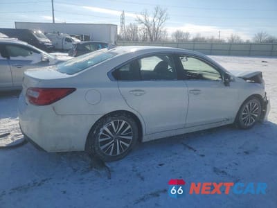 Trzecie zdjęcie samochodu z tyłu: 2018 SUBARU LEGACY 2.5I PREMIUM VIN:4S3BNAC6XJ3031997 - miniatura