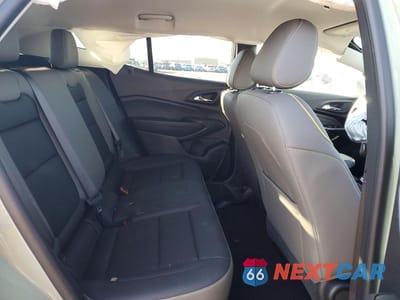 Zdjęcie 10 z 12 samochodu: 2025 CHEVROLET TRAX ACTIV VIN:KL77LKEP8SC323461 - miniatura