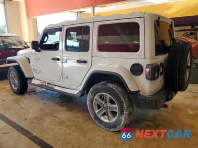 Drugie zdjęcie samochodu z przodu: 2020 JEEP WRANGLER UNLIMITED SAHARA VIN:1C4HJXEN8LW157340 - miniatura