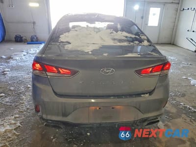 Zdjęcie 6 z 12 samochodu: 2018 HYUNDAI SONATA SPORT VIN:5NPE34AF7JH694102 - miniatura