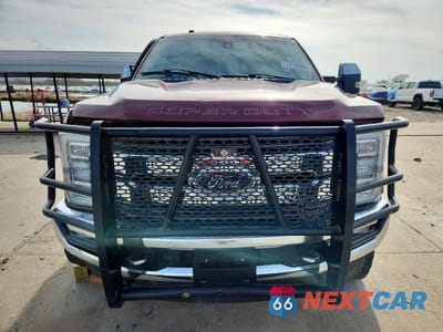 Piąte zdjęcie samochodu w środku: 2017 FORD F250 SUPER DUTY VIN:1FT7W2B63HED83098 - miniatura