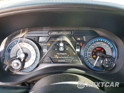 Zdjęcie 9 z 16 samochodu: 2022 RAM 1500 LIMITED VIN:1C6RREHTXNN197852 - miniatura
