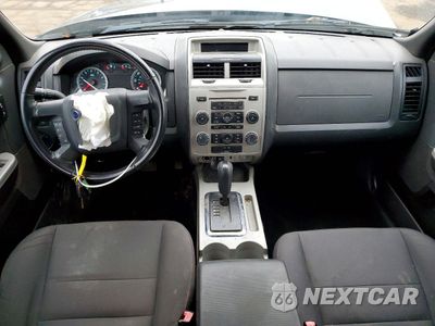 Zdjęcie 8 z 14 samochodu: 2011 FORD ESCAPE XLT VIN:1FMCU9D79BKB69594 - miniatura