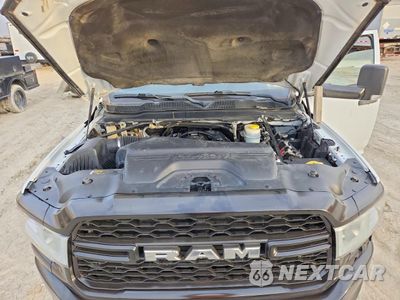Zdjęcie 11 z 12 samochodu: 2019 RAM 3500 UTILITY / SERVICE TRUCK VIN:3C7WRSCJ7KG561085 - miniatura