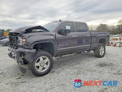 2015 GMC SIERRA K2500 DENALI 1GT120E83FF513598 - główne zdjęcie licytacji z USA - miniatura