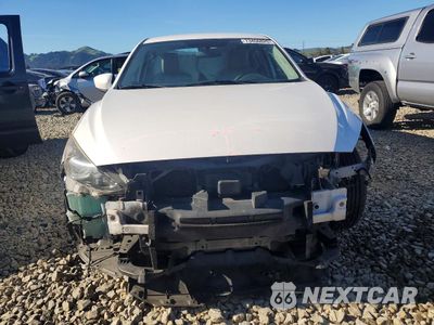Piąte zdjęcie samochodu w środku: 2014 MAZDA 3 SPORT VIN:JM1BM1U79E1120486 - miniatura
