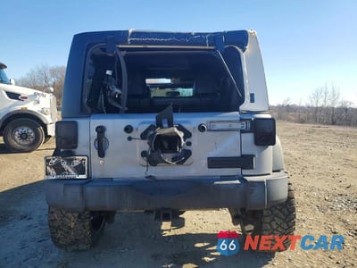 Zdjęcie 6 z 11 samochodu: 2016 JEEP WRANGLER UNLIMITED RUBICON VIN:1C4BJWFG9GL205547 - miniatura