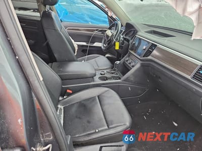 Zdjęcie 7 z 14 samochodu: 2019 VOLKSWAGEN ATLAS SE VIN:1V2UR2CA2KC560724 - miniatura