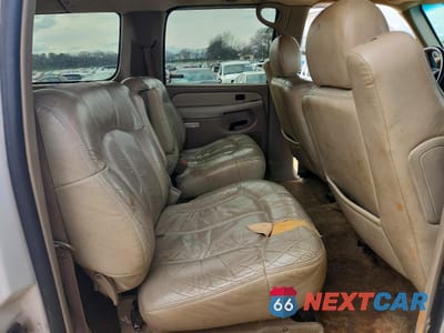 Zdjęcie 11 z 13 samochodu: 2001 CHEVROLET SUBURBAN K1500 VIN:1GNFK16T81J224048 - miniatura