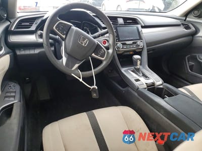 Zdjęcie 8 z 11 samochodu: 2017 HONDA CIVIC EX VIN:19XFC2F7XHE001323 - miniatura