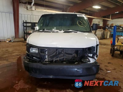 Piąte zdjęcie samochodu w środku: 2017 CHEVROLET EXPRESS G2500 VIN:1GCWGBFG7H1128604 - miniatura