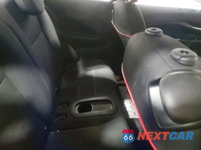 Zdjęcie 10 z 11 samochodu: 2024 FIAT 500 E RED VIN:ZFAFFAA47RX216262 - miniatura