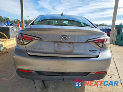 Zdjęcie 6 z 11 samochodu: 2016 HYUNDAI SONATA HYBRID VIN:KMHE34L18GA014429 - miniatura