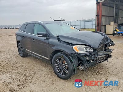 Czwarte zdjęcie samochodu z boku: 2017 VOLVO XC60 T5 DYNAMIC VIN:YV440MDR7H2223215 - miniatura