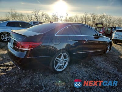 Trzecie zdjęcie samochodu z tyłu: 2014 MERCEDES-BENZ E 350 4MATIC VIN:WDDKJ8JB1EF259322 - miniatura