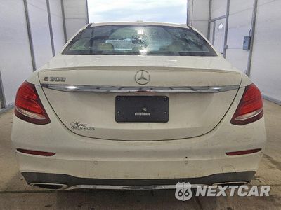 Zdjęcie 6 z 13 samochodu: 2018 MERCEDES-BENZ E 300 VIN:WDDZF4JBXJA388613 - miniatura