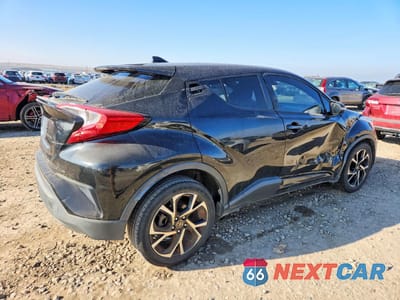 Trzecie zdjęcie samochodu z tyłu: 2018 TOYOTA C-HR XLE VIN:JTNKHMBX9J1004526 - miniatura