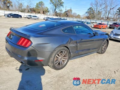 Trzecie zdjęcie samochodu z tyłu: 2016 FORD MUSTANG COBRA GT VIN:1FA6P8TH8G5270991 - miniatura