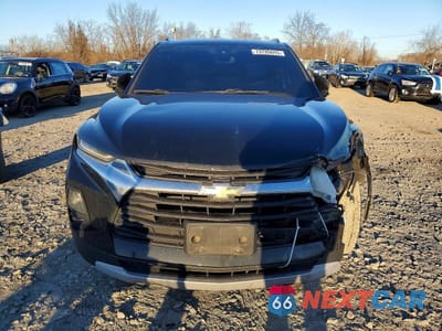 Piąte zdjęcie samochodu w środku: 2022 CHEVROLET BLAZER 2LT VIN:3GNKBHR41NS123532 - miniatura