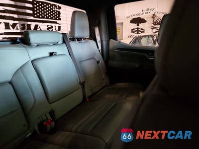 Zdjęcie 10 z 12 samochodu: 2022 CHEVROLET SILVERADO K1500 LTZ VIN:1GCUDGET2NZ634737 - miniatura