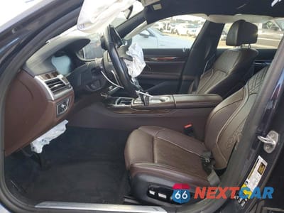Zdjęcie 7 z 11 samochodu: 2020 BMW 750 XI VIN:WBA7U2C06LGJ59771 - miniatura