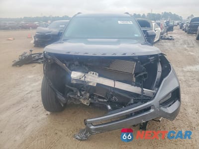 Piąte zdjęcie samochodu w środku: 2024 FORD EXPLORER XLT VIN:1FMSK7DH0RGA72411 - miniatura